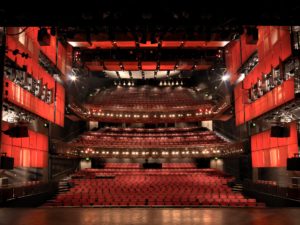 Sadler´s Wells Theatre, London (Lúčnica, 7.8.2012)
