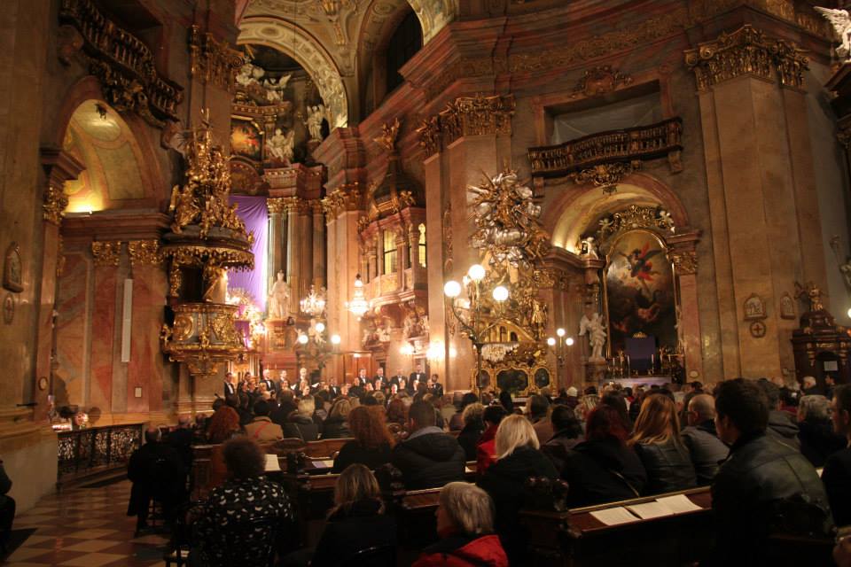 Veľkonočný koncertu zboru Lúčnica v Peterskirche vo Viedni 25. marca 2015.