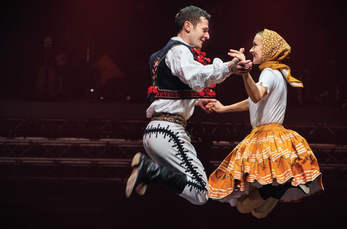 IMT Smile a Lúčnica 2015: Hrnčiarsky čardáš. Foto: Ivan Džugan